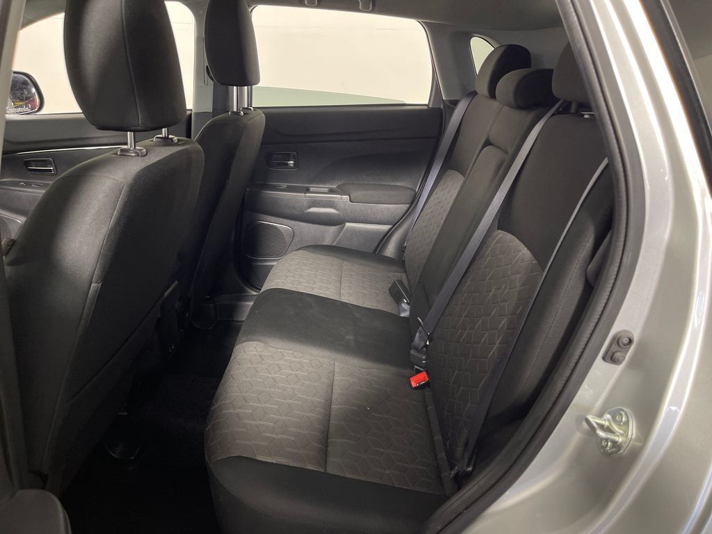 Used 2025 Mitsubishi Outlander Sport ES AWD/4WD image 13