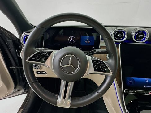 Used 2025 Mercedes-Benz C 300 Sedan image 12