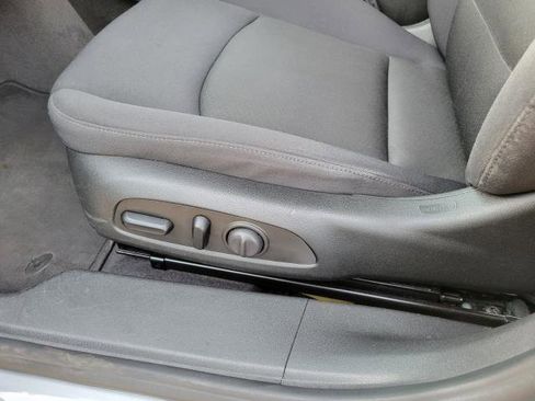 Used 2023 Chevrolet Malibu LT image 9