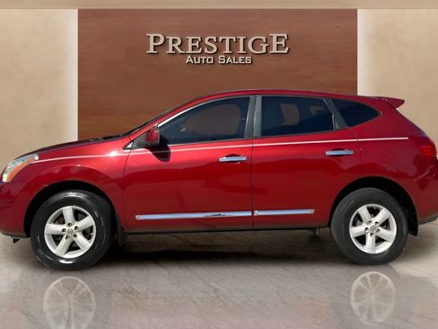 Used 2013 Nissan Rogue S w/ Special Edition Pkg FWD image 31