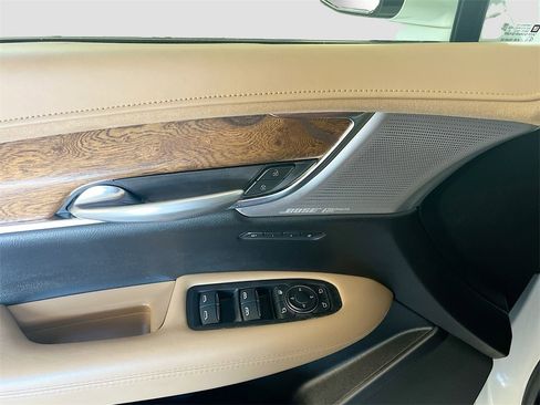 Used 2021 Cadillac XT5 Sportv w/ Platinum Package image 18