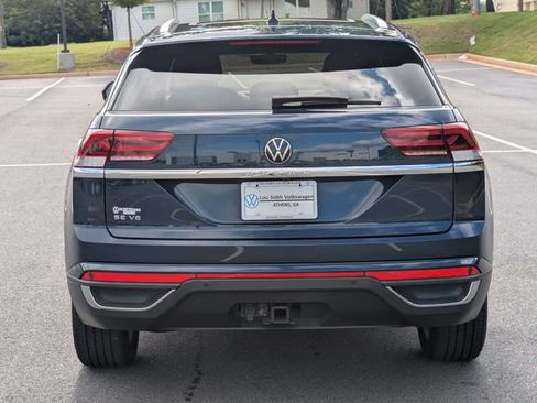 Used 2023 Volkswagen Atlas Cross Sport SE w/ Panoramic Sunroof Package FWD image 5