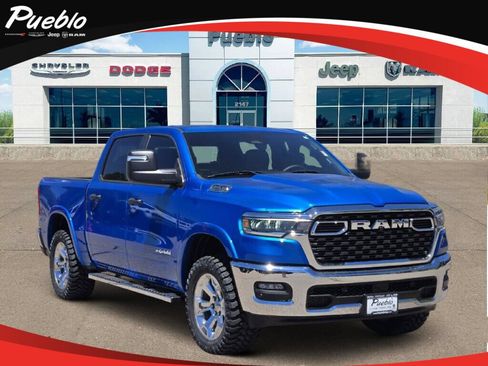 Used 2025 RAM 1500 Big Horn AWD/4WD image 1