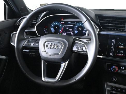 Used 2025 Audi Q3 2.0T Premium w/ Convenience Package AWD/4WD image 10