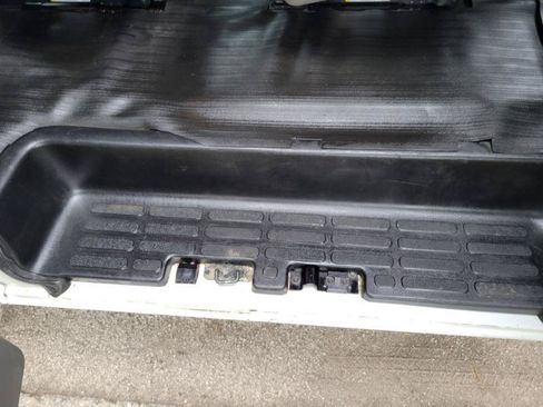 Used 2017 Chevrolet Express 2500 LS RWD image 32