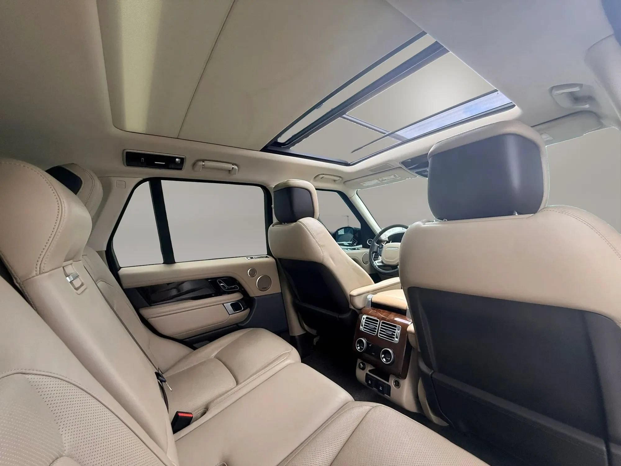 Used 2020 Land Rover Range Rover HSE AWD/4WD image 16