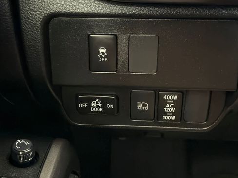 Used 2023 Toyota Tacoma TRD Off-Road w/ Black Out Package (TMS) AWD/4WD image 28