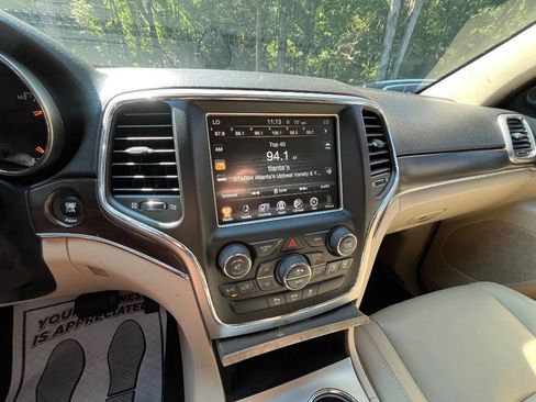 Used 2014 Jeep Grand Cherokee Limited AWD/4WD image 27