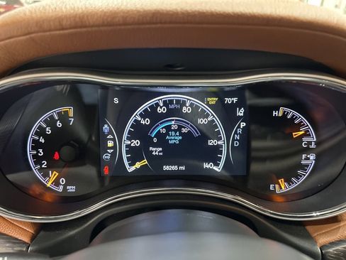 Used 2020 Jeep Grand Cherokee Summit w/ Platinum Series Group AWD/4WD image 17