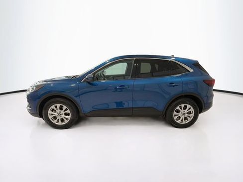 Used 2023 Ford Escape Active w/ Tech Pack #2 AWD/4WD image 4