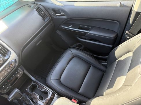 Used 2019 GMC Canyon SLT w/ Driver Alert Package image 17