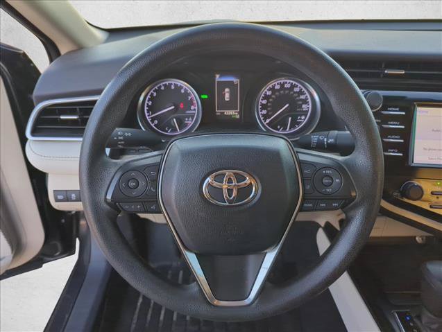 Used 2018 Toyota Camry LE w/ Convenience Package FWD image 13