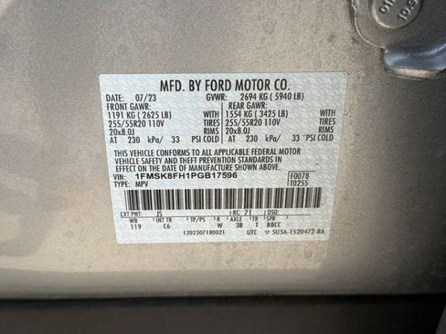 Used 2023 Ford Explorer Limited AWD/4WD image 37