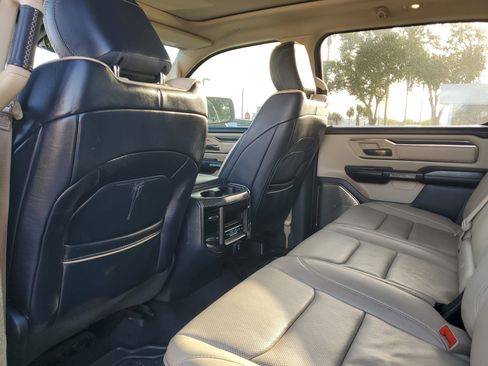 Used 2021 RAM 1500 Limited image 10