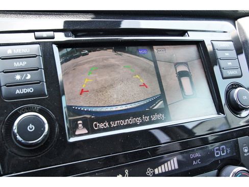 Used 2020 Nissan Rogue SV w/ Premium Package FWD image 28