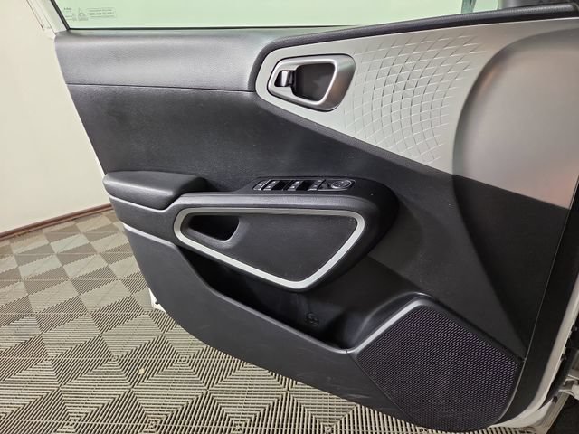 Certified 2024 Kia Soul LX w/ Option Group 015 FWD image 26