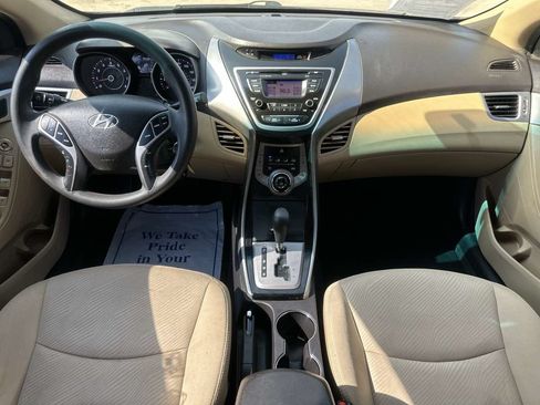 Used 2013 Hyundai Elantra GLS w/ Preferred Pkg FWD image 13
