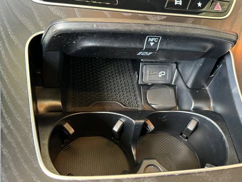 Certified 2023 Mercedes-Benz E 450 4MATIC Sedan image 44