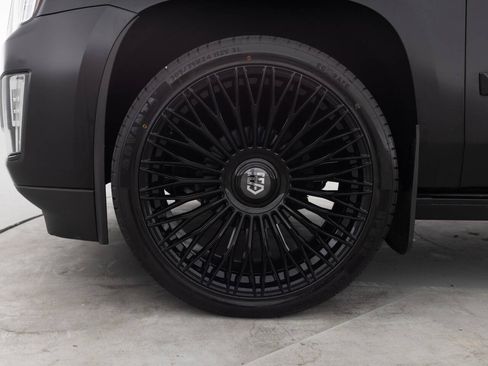 Used 2015 Cadillac Escalade Premium AWD/4WD image 17