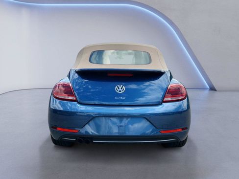 Used 2018 Volkswagen Beetle 2.0T SE w/ SE Premium Package FWD image 4