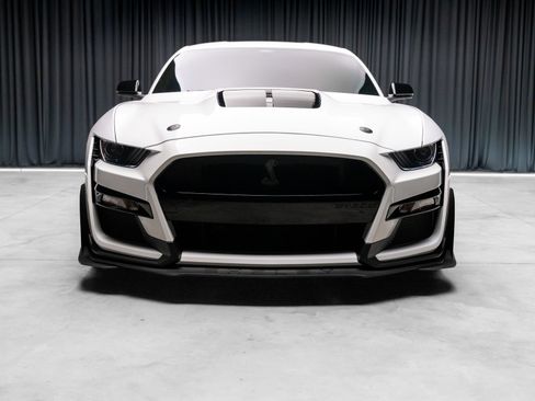 Used 2021 Ford Mustang Shelby GT500 w/ Carbon Fiber Track Pack RWD image 19