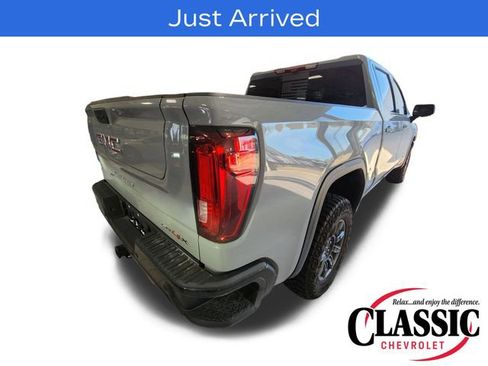Used 2024 GMC Sierra 1500 AT4X AWD/4WD image 6