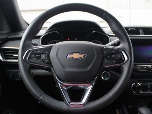 Used 2022 Chevrolet TrailBlazer ACTIV w/ Sun and Liftgate Package image 26