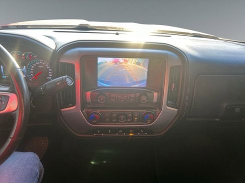 Used 2017 GMC Sierra 1500 SLE w/ SLE Value Package image 11