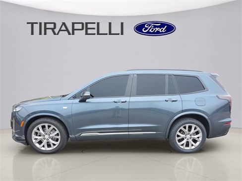 Used 2020 Cadillac XT6 Sport image 3