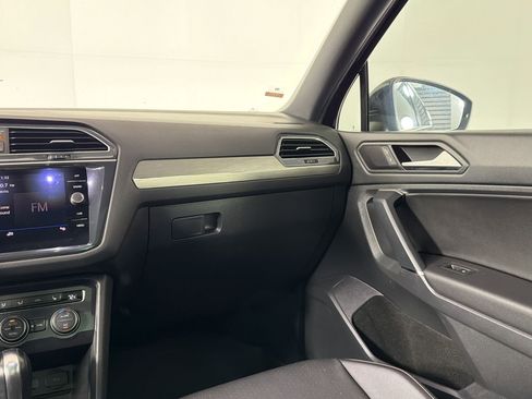 Used 2020 Volkswagen Tiguan SE R-Line FWD image 28