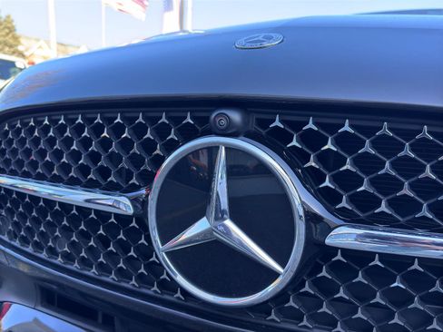 Used 2024 Mercedes-Benz C 300 4MATIC Sedan w/ Pinnacle Trim Package image 12