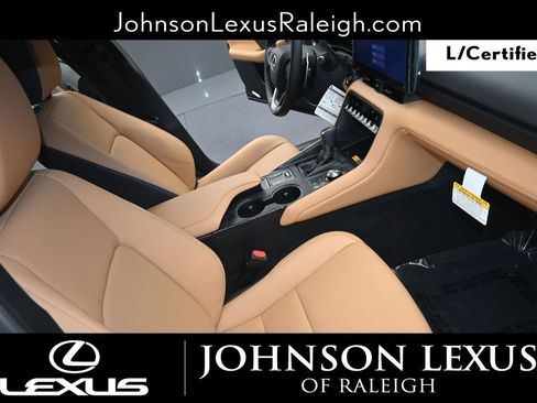 Used 2026 Lexus IS 350 F Sport w/ Accessory Package Z1 RWD image 13