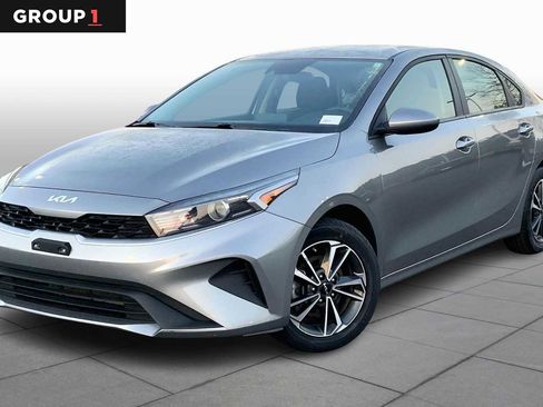 Used 2024 Kia Forte LXS image 1