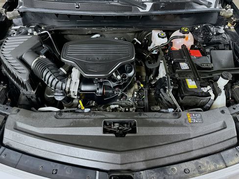 Used 2023 Cadillac XT6 Premium Luxury image 30