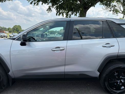 Used 2023 Toyota RAV4 LE FWD image 35