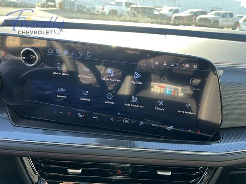 New 2026 Chevrolet Suburban RST w/ RST Capability Package AWD/4WD image 8