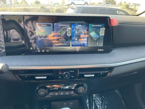 New 2026 Nissan Kicks SV image 19