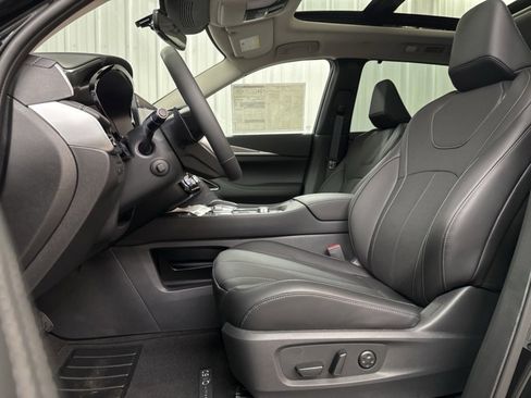 Certified 2026 INFINITI QX60 Luxe w/ Cargo Package image 18