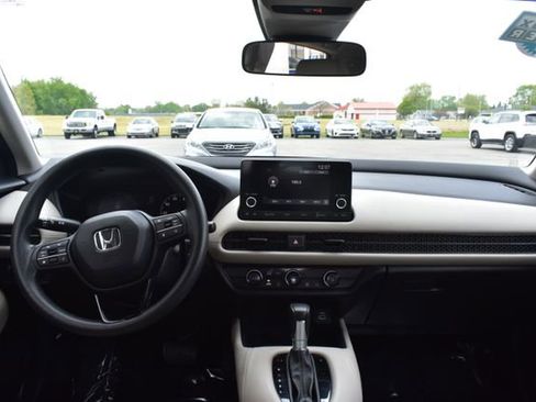 Used 2023 Honda HR-V LX image 30