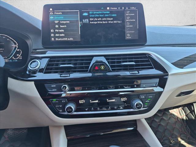 Used 2023 BMW 530e w/ Premium Package RWD image 12