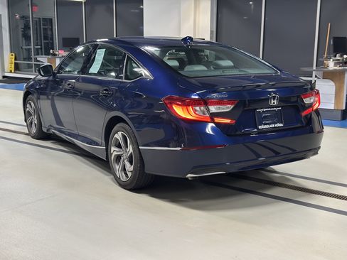 Used 2020 Honda Accord EX image 8