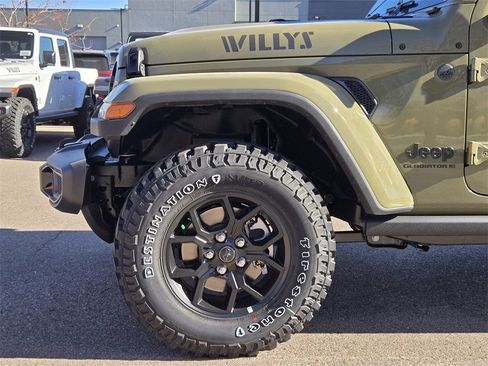 New 2026 Jeep Gladiator Sport S image 6