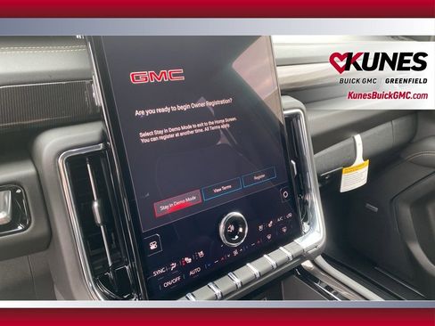 New 2026 GMC Yukon XL Elevation image 20