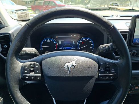 Certified 2023 Ford Bronco Sport Outer Banks w/ Tech Package AWD/4WD image 19