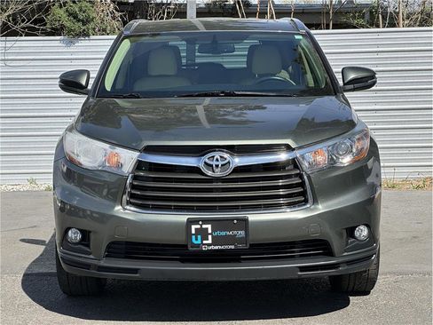Used 2015 Toyota Highlander XLE image 7
