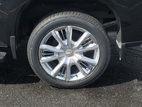 New 2026 Chevrolet Silverado 1500 High Country w/ High Country Premium Package AWD/4WD image 33