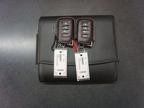 Used 2024 Lexus IS 350 F Sport RWD image 18