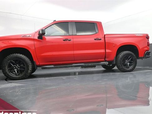 Used 2019 Chevrolet Silverado 1500 LT Trail Boss image 15