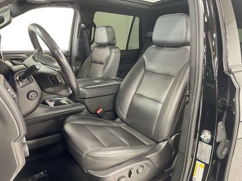 Used 2022 Chevrolet Tahoe Z71 w/ Luxury Package image 11