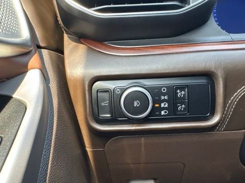 Used 2023 Ford Explorer King Ranch w/ Technology Package AWD/4WD image 27